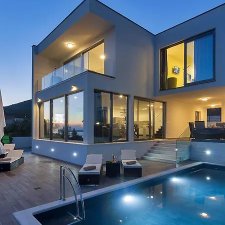Luxury Villa Makarska