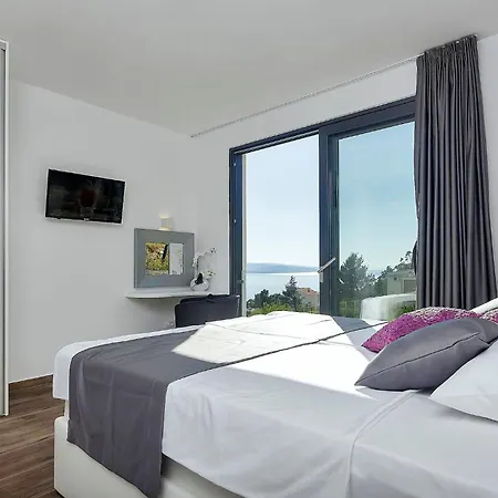 Modern Selina Nera With Heated Pool & Sea View In Βίλα *