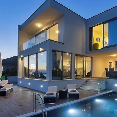 Βίλα Modern Selina Nera With Heated Pool & Sea View In *
