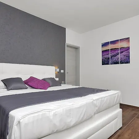 Modern Selina Nera With Heated Pool & Sea View In Βίλα
