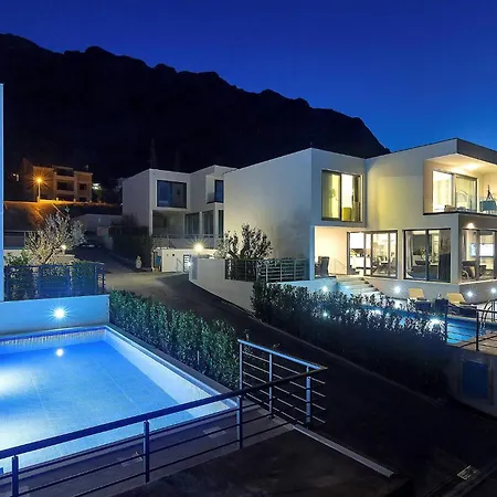 Βίλα Modern Selina Nera With Heated Pool & Sea View In