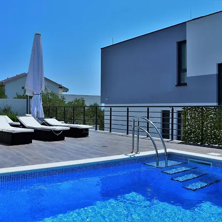 Βίλα Modern Selina Nera With Heated Pool & Sea View In *