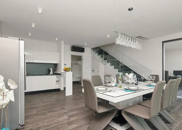 Villa Modern Selina Nera With Heated Pool & Sea View In Makarska