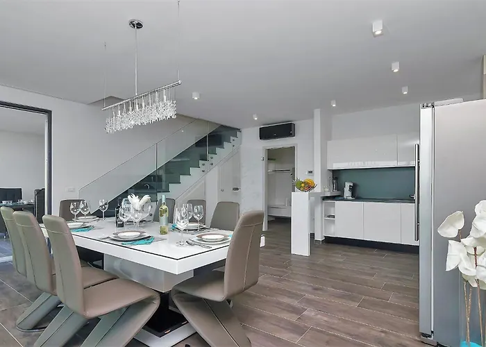 Villa Modern Selina Nera With Heated Pool & Sea View In Makarska